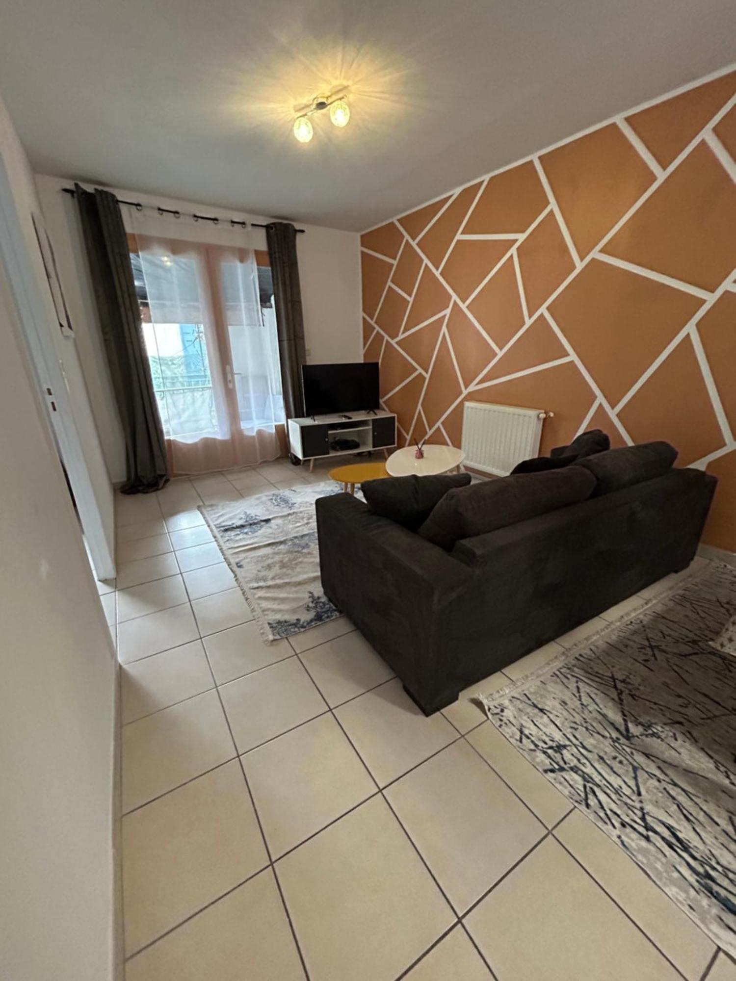 Charmant Appartement 2 Ch Nyons-Centre Ville Ngoại thất bức ảnh